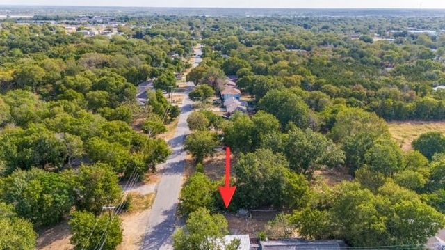 2706 Prosperity Avenue, Dallas, TX 75216