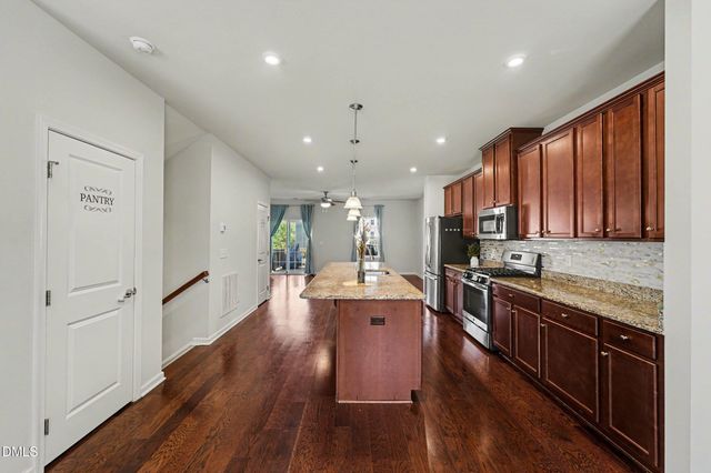 105 Journey Place, Durham, NC 27703