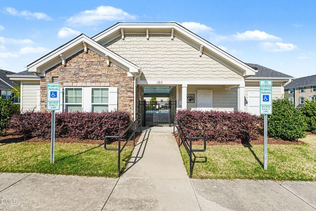 105 Journey Place, Durham, NC 27703