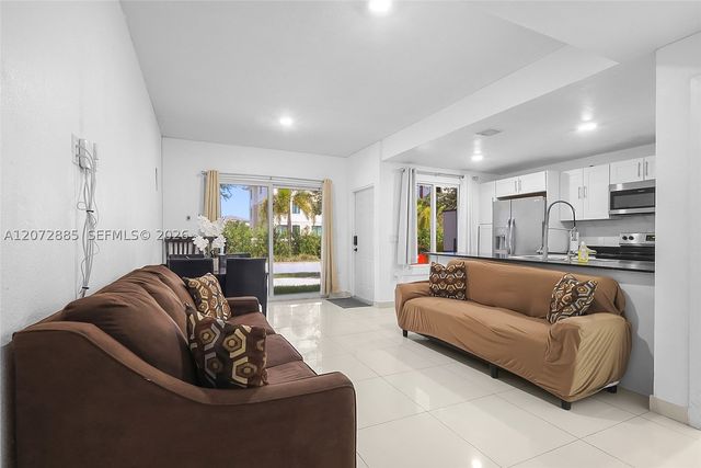25888 SW 139th Path 25888, Homestead, FL 33032