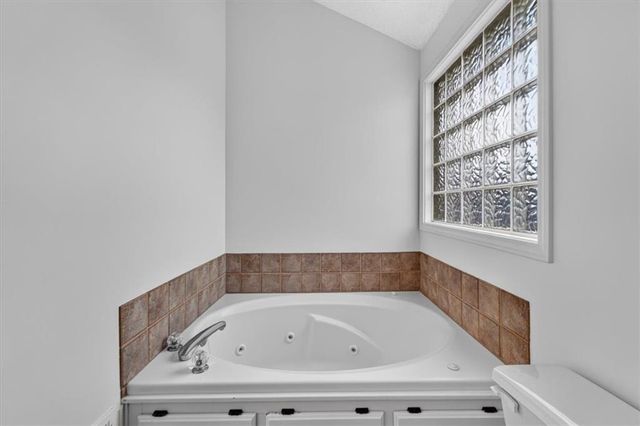 1505 Birch Drive, Greenwood, MO 64034