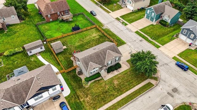 1505 Birch Drive, Greenwood, MO 64034