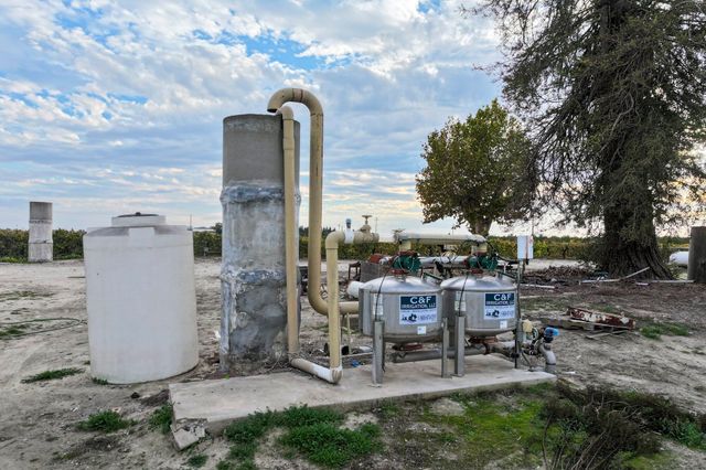 11836 S Hughes Avenue, Caruthers, CA 93609