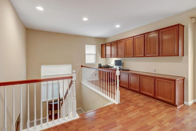 4879 Darlington Ln, Sacramento, CA 95835