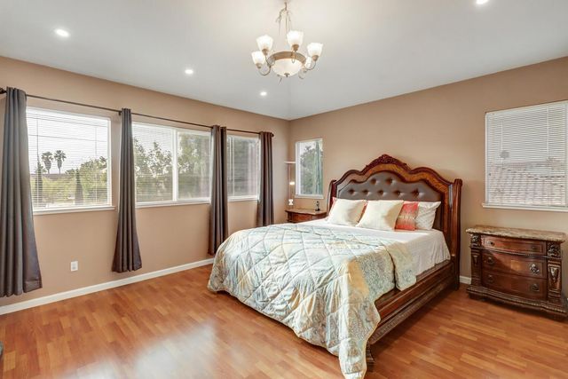 4879 Darlington Ln, Sacramento, CA 95835