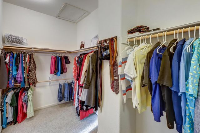 4879 Darlington Ln, Sacramento, CA 95835