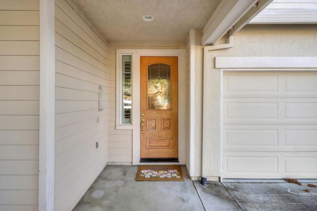 4879 Darlington Ln, Sacramento, CA 95835