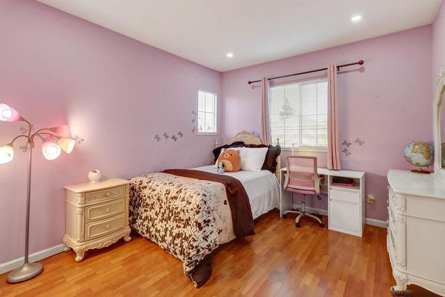 4879 Darlington Ln, Sacramento, CA 95835