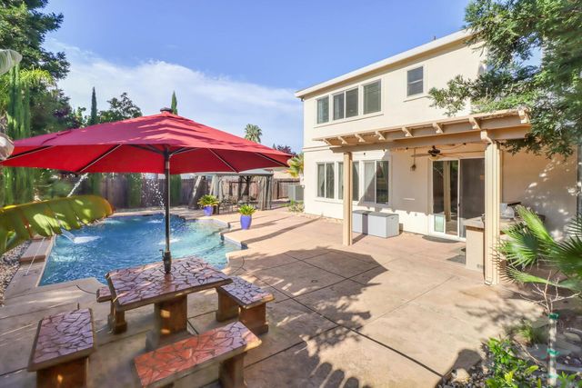 4879 Darlington Ln, Sacramento, CA 95835