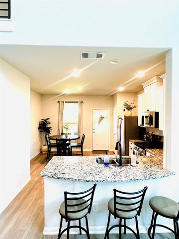 1041 Garden Sun Drive, Bellville, TX 77418
