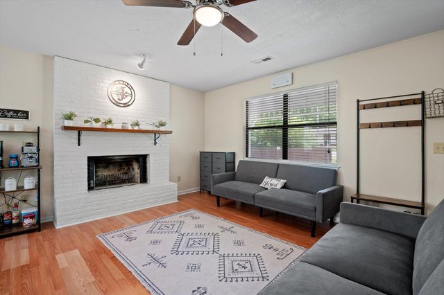 411 Meadow Green Drive, Ringgold, GA 30736