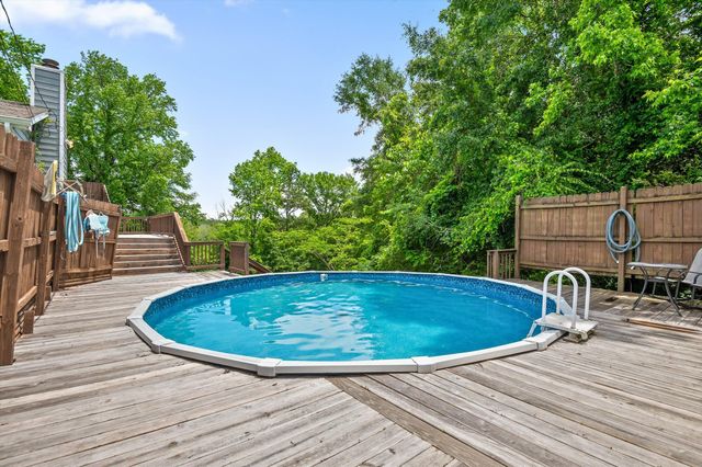 411 Meadow Green Drive, Ringgold, GA 30736