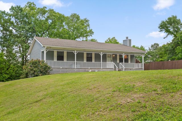 411 Meadow Green Drive, Ringgold, GA 30736