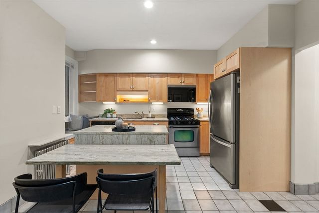 140 Fuller Street 3, Brookline, MA 02446