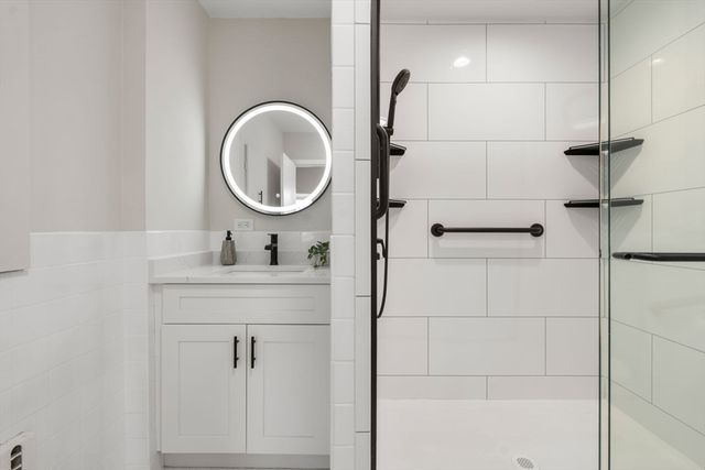 140 Fuller Street 3, Brookline, MA 02446