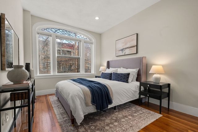 140 Fuller Street 3, Brookline, MA 02446