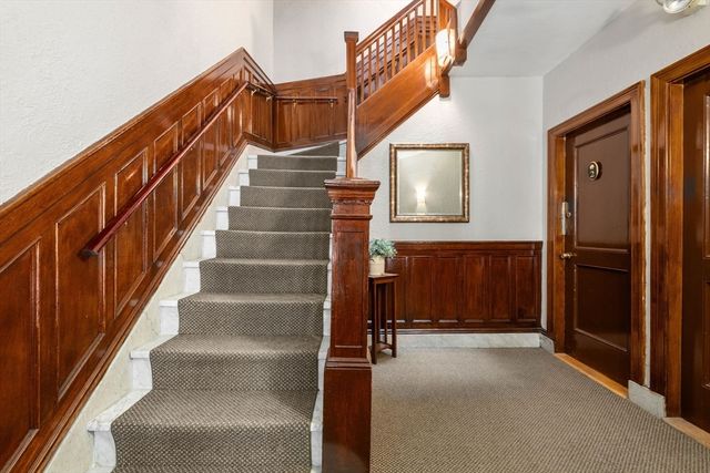 140 Fuller Street 3, Brookline, MA 02446