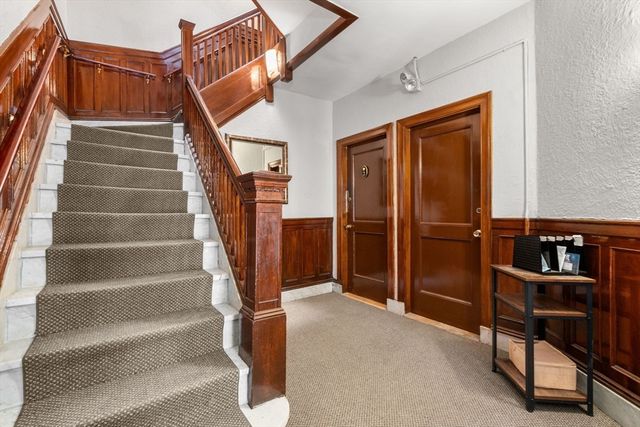 140 Fuller Street 3, Brookline, MA 02446