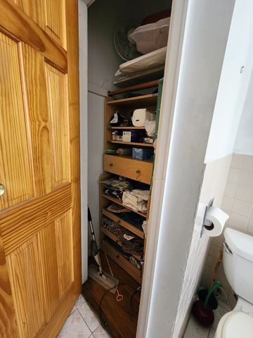 2218 N Saint Louis Avenue 2, Chicago, IL 60647