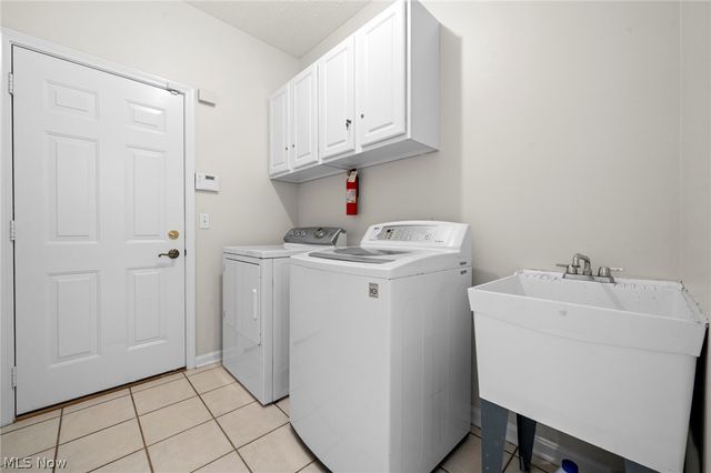 17118 Woodlawn Court, Strongsville, OH 44149