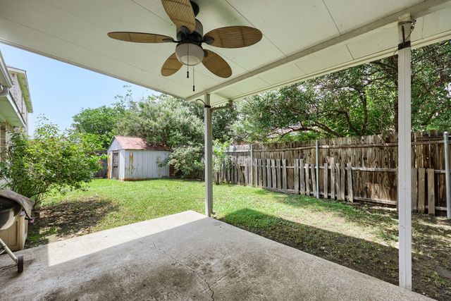 903 Hems Lane, Arlington, TX 76001