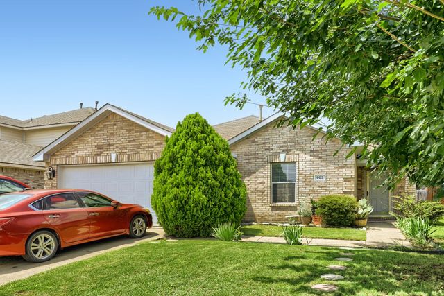 903 Hems Lane, Arlington, TX 76001