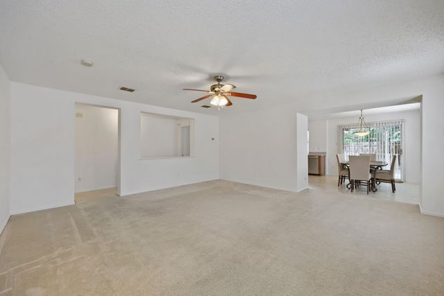 903 Hems Lane, Arlington, TX 76001