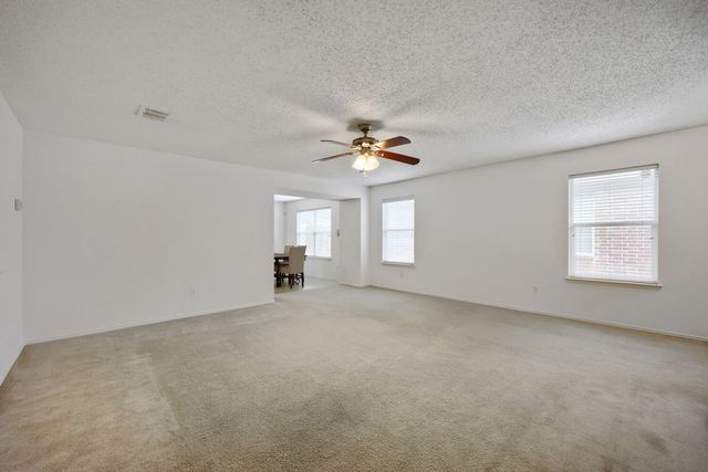 903 Hems Lane, Arlington, TX 76001