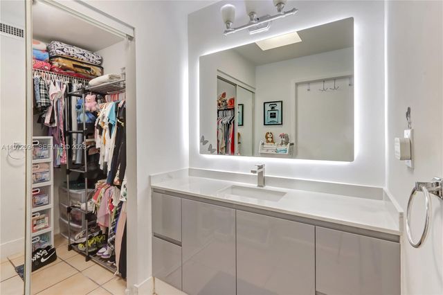 10125 SW 139th Pl, Miami, FL 33186