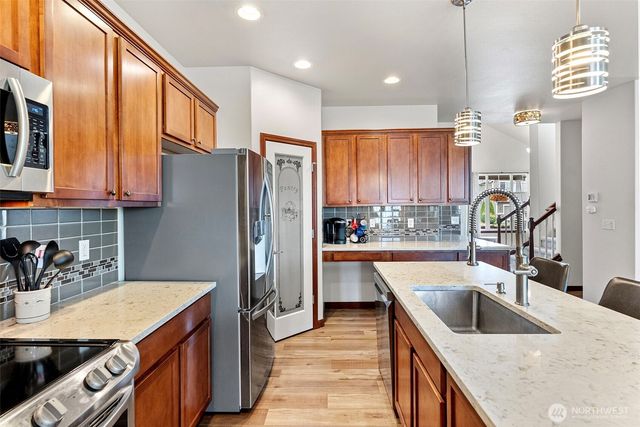 16815 134th Avenue Ct E, Puyallup, WA 98374