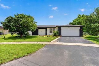 6091 SW 14th Street, Plantation, FL 33317