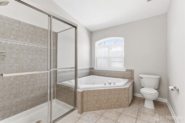 12 Rondell Lane, Old Bridge, NJ 08879