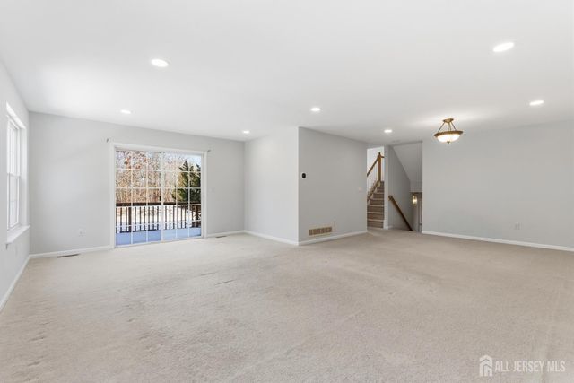 12 Rondell Lane, Old Bridge, NJ 08879