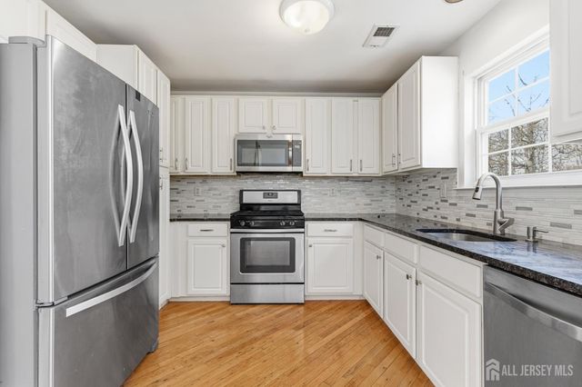 12 Rondell Lane, Old Bridge, NJ 08879