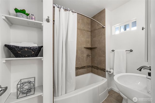 516 Pelly Avenue N, Renton, WA 98057