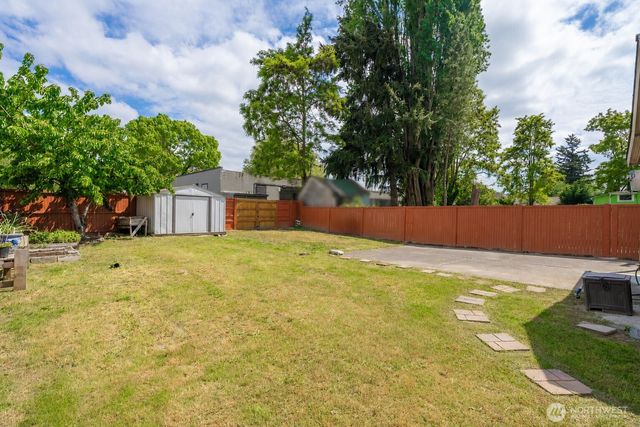 516 Pelly Avenue N, Renton, WA 98057
