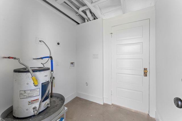 1420 Fm 1960, Dayton, TX 77535