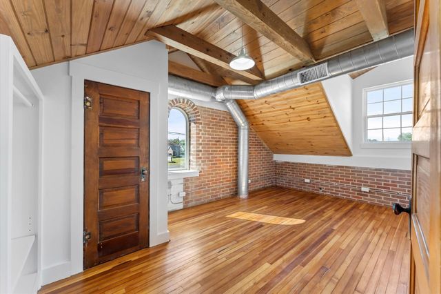 1420 Fm 1960, Dayton, TX 77535