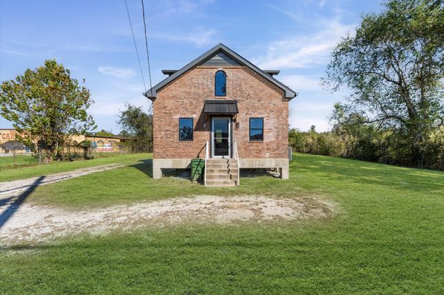 1420 Fm 1960, Dayton, TX 77535