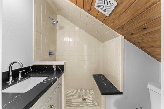 1420 Fm 1960, Dayton, TX 77535