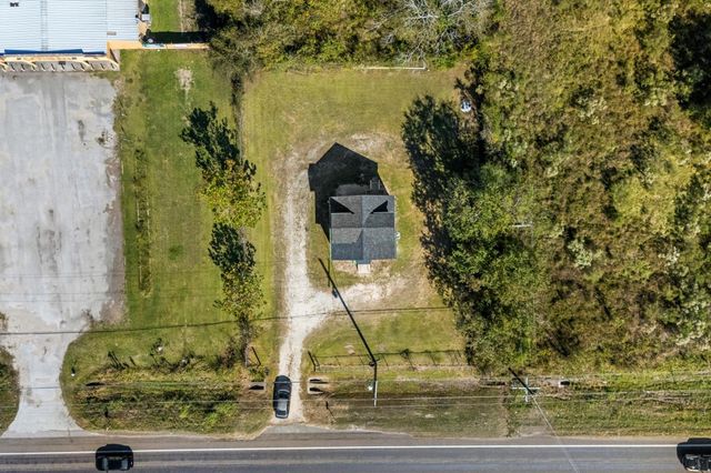 1420 Fm 1960, Dayton, TX 77535