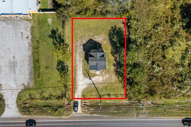 1420 Fm 1960, Dayton, TX 77535