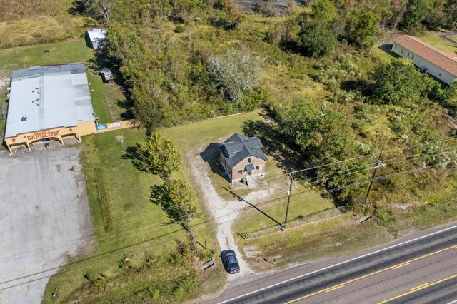 1420 Fm 1960, Dayton, TX 77535