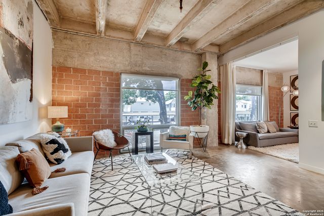 1115 S Alamo St Unit 2203, San Antonio, TX 78210