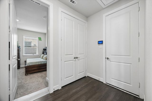 2212 Clements Shore Lane, La Porte, TX 77571