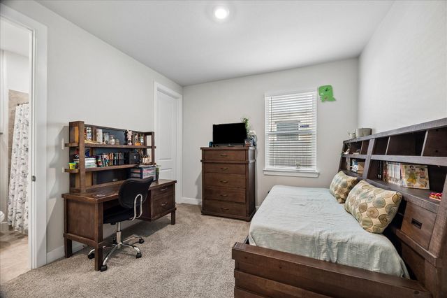 2212 Clements Shore Lane, La Porte, TX 77571