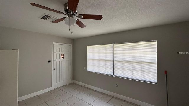 210 N LONE OAK DRIVE 1, Leesburg, FL 34748