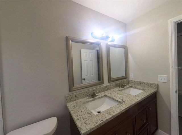 210 N LONE OAK DRIVE 1, Leesburg, FL 34748