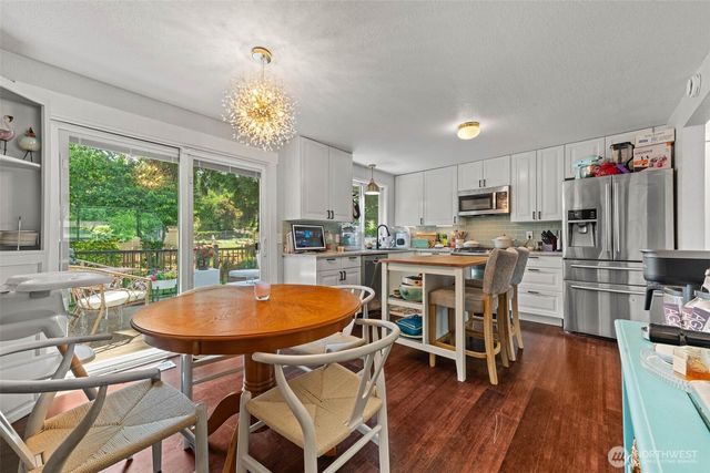 34408 27th Avenue SW, Federal Way, WA 98023