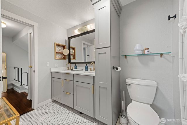 34408 27th Avenue SW, Federal Way, WA 98023